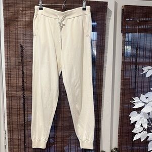 Barefoot Dreams Ivory Lounge Joggers